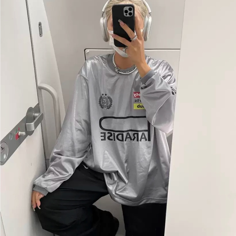 Trendy Silver Graphic Long Sleeve jersey